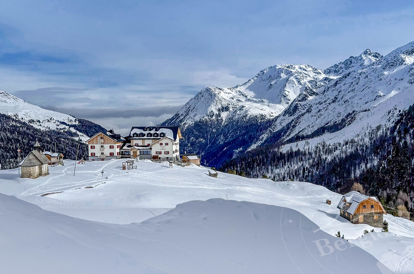 Zufallhütte Martelltal Blick ins Vinschgau